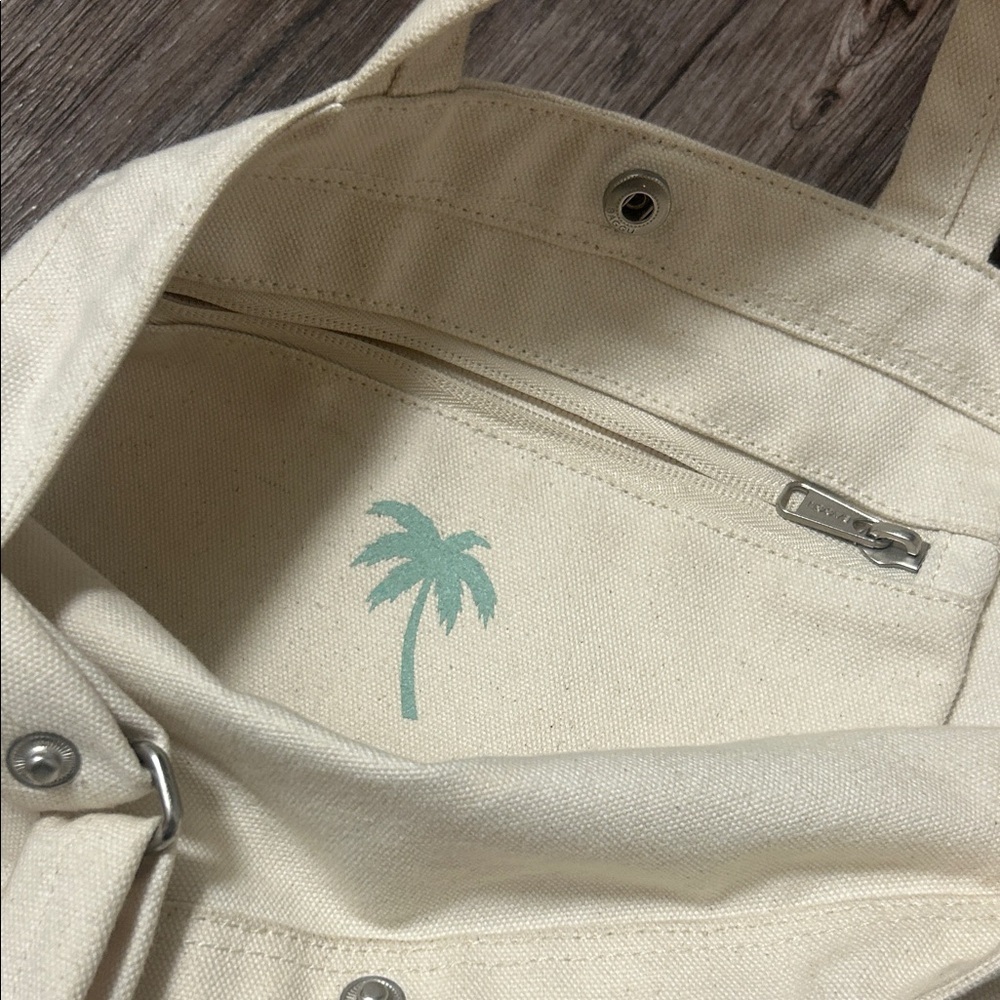 Cream Tote Bag - Picture 5 of 5